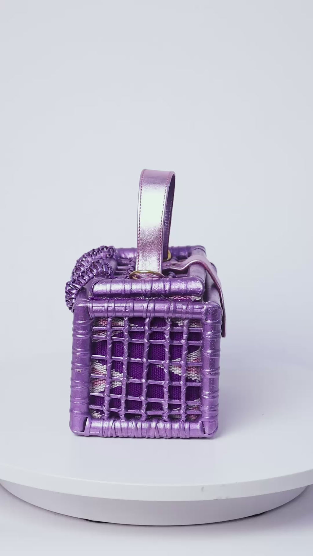 Shani Mini